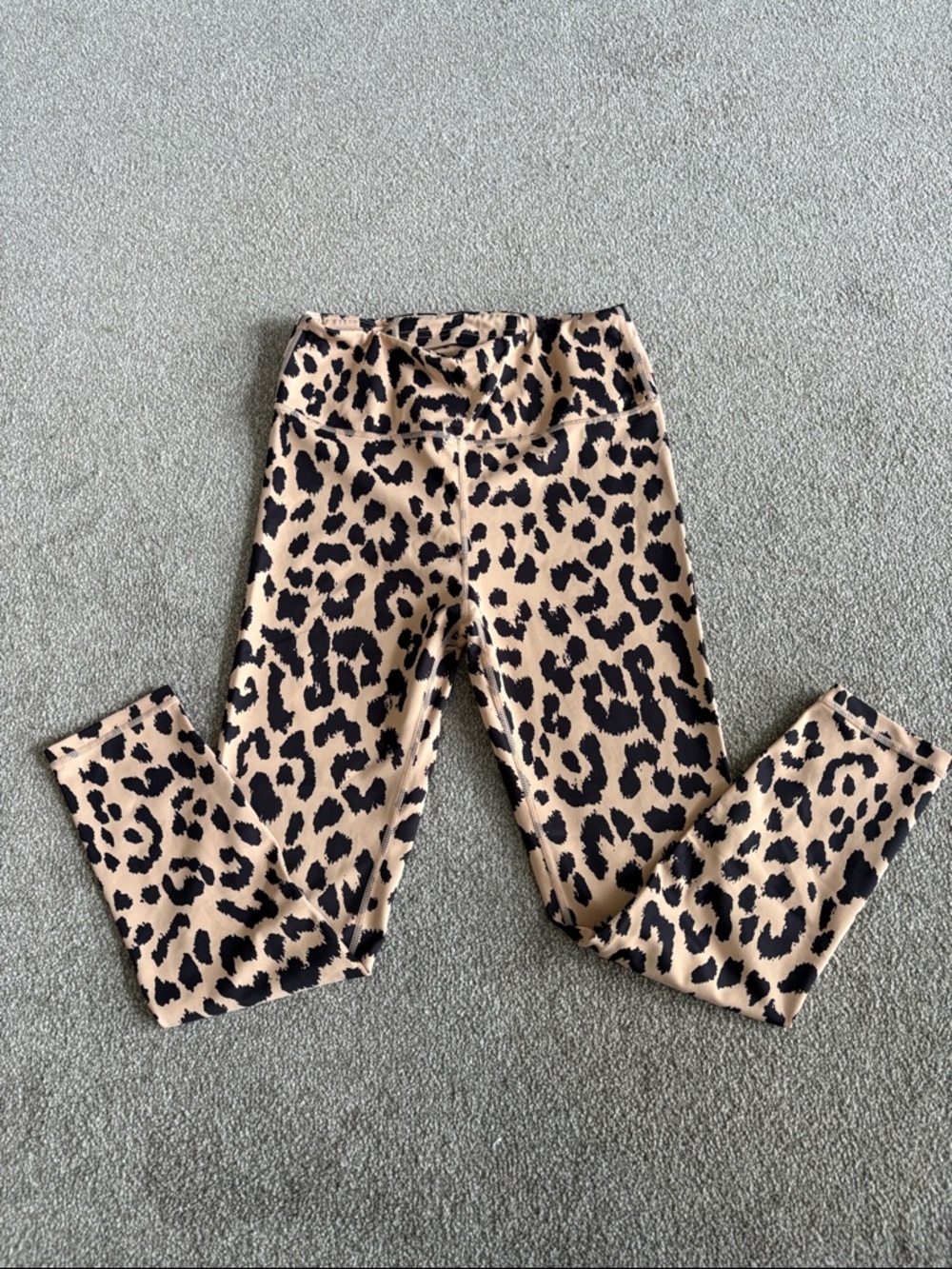 High-Rise Leopard Print Leggings - Beige/Black